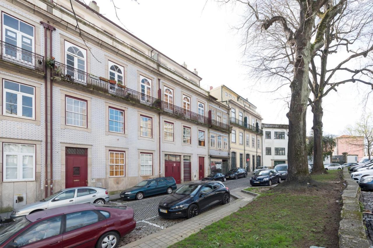 Lovelystay - The Porto Getaway Duplex - Free Parking Экстерьер фото